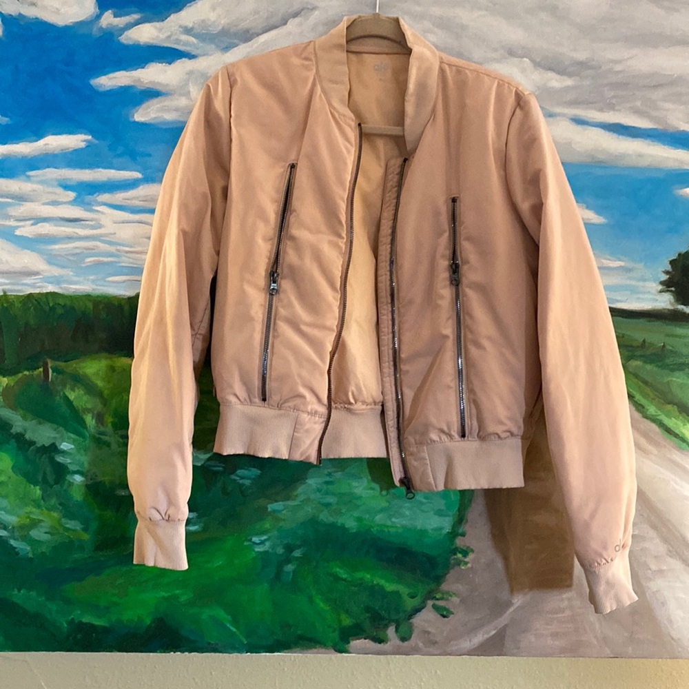 🤍🤍🤍 ALO Minimalist blush bomber🤍🤍🤍🌸